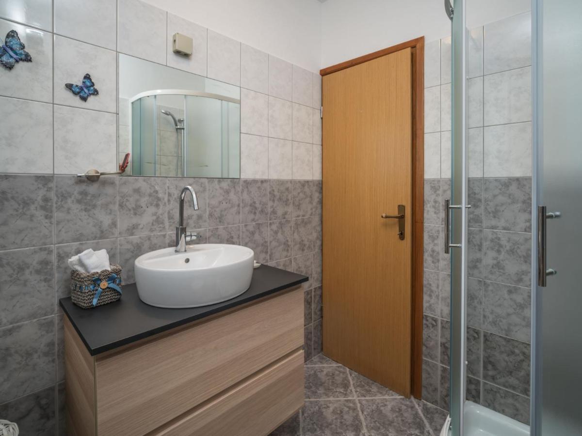 Apartment Fiore-1 By Interhome Gedici ภายนอก รูปภาพ